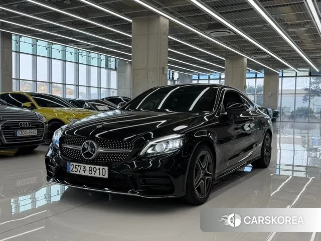 Mercedes-Benz C-Class W205 2021 Черный из Кореи