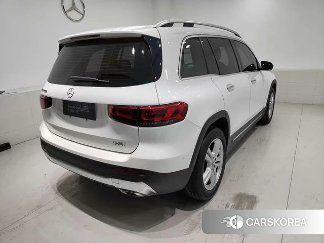 Mercedes-Benz GLB 2021 Белый из Китая