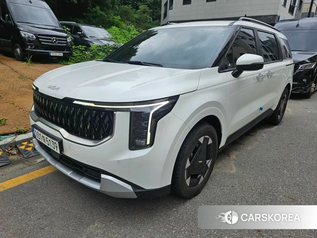 Kia The New Carnival 4th Generation 2024 Белый из Кореи