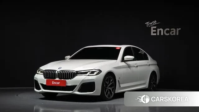 BMW 5 Series (G30) 2022 Белый из Кореи
