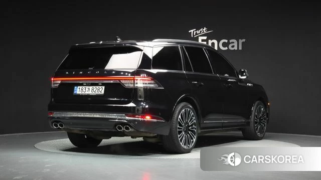 Lincoln Aviator 2nd generation 2021 Черный из Кореи