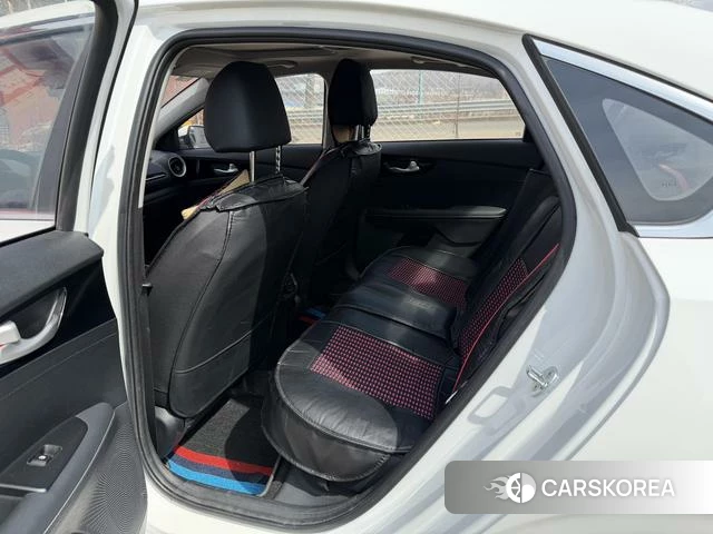 Kia K3 2022 Белый из Китая