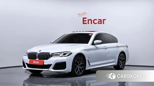 BMW 5 Series (G30) 2021 Белый из Кореи