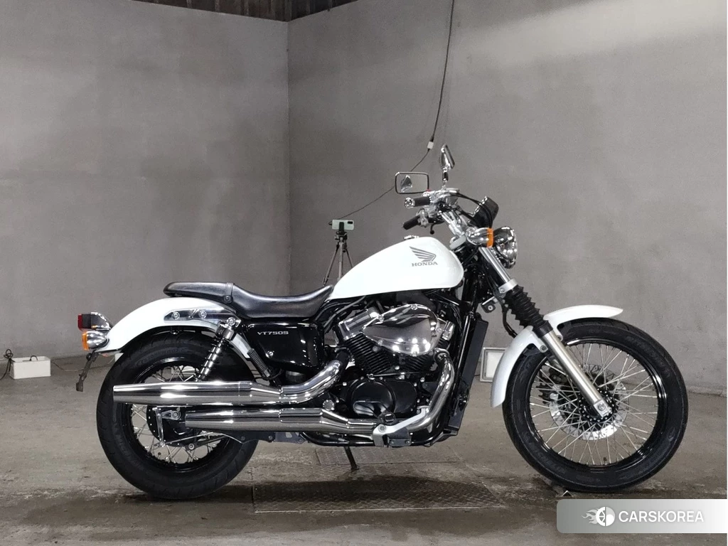 Проданный Honda VT750S 2010 из Японии
