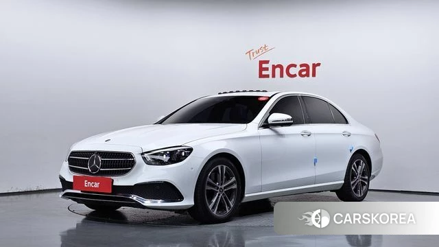 Mercedes-Benz E-Class W213 2021 Белый из Кореи