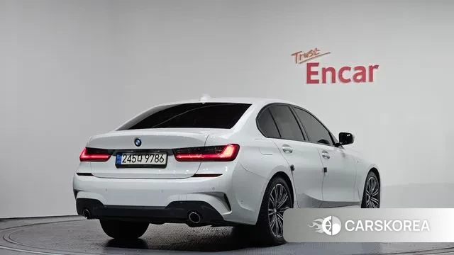 BMW 3 Series (G20) 2021 Белый из Кореи
