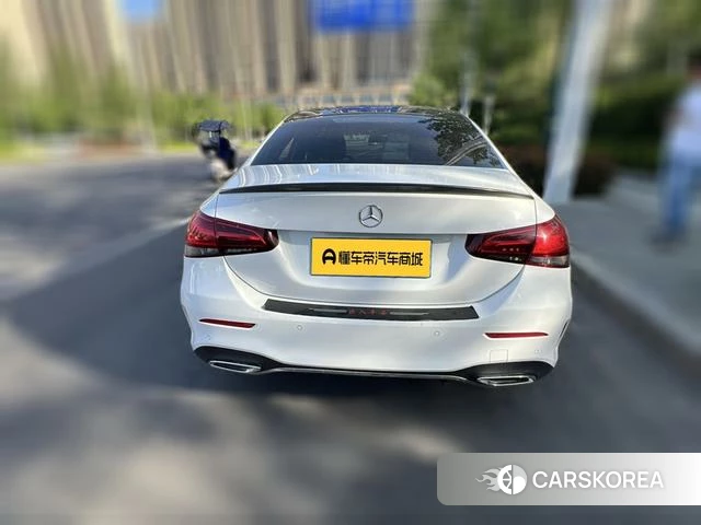 Mercedes-Benz Class A 2020 Белый из Китая
