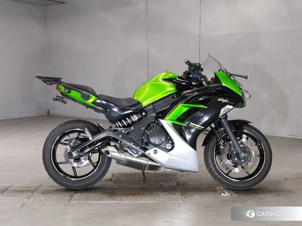 Проданный Kawasaki NINJA 400 2014 из Японии
