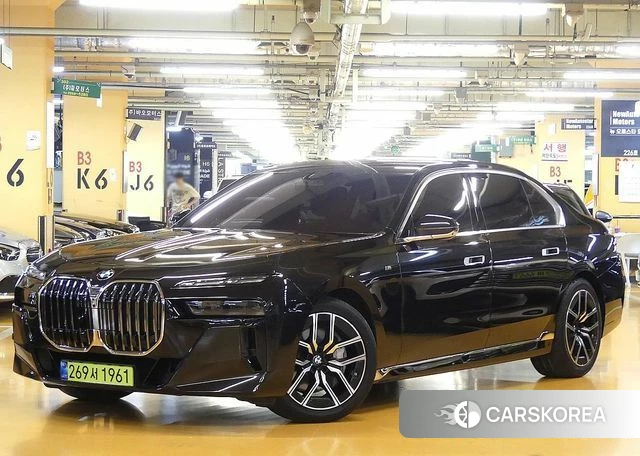 BMW 7 Series (G70) 2025 Черный из Кореи