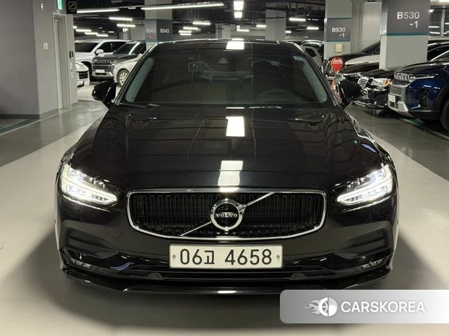 Volvo S90 2018 Черный из Кореи