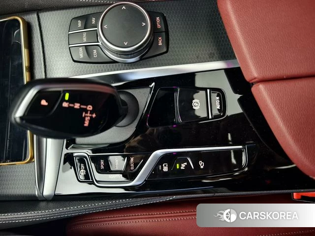 BMW 5 series PHEV 2020 Белый из Китая