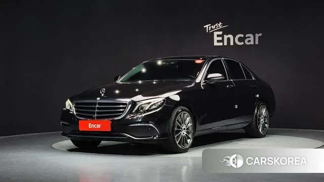 Mercedes-Benz E-Class W213 2019 Черный из Кореи
