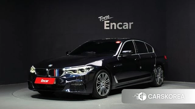 BMW 5 Series (G30) 2020 Черный из Кореи