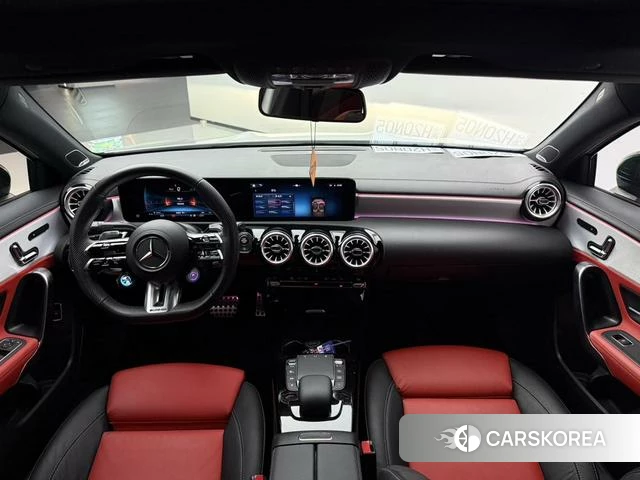 Mercedes-Benz Class A AMG 2024 Белый из Китая