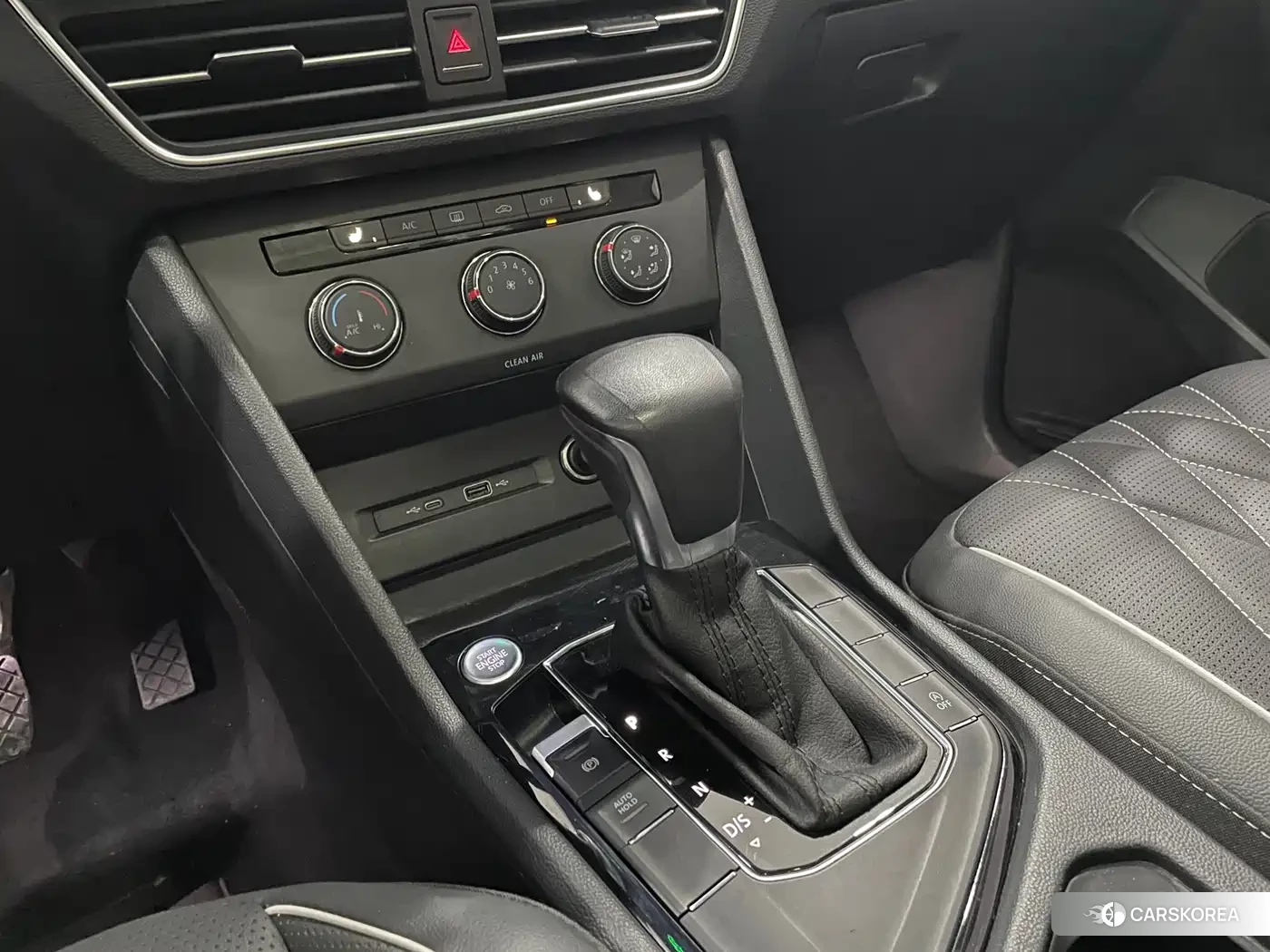 Volkswagen Tiguan L 2023 Черный из Китая