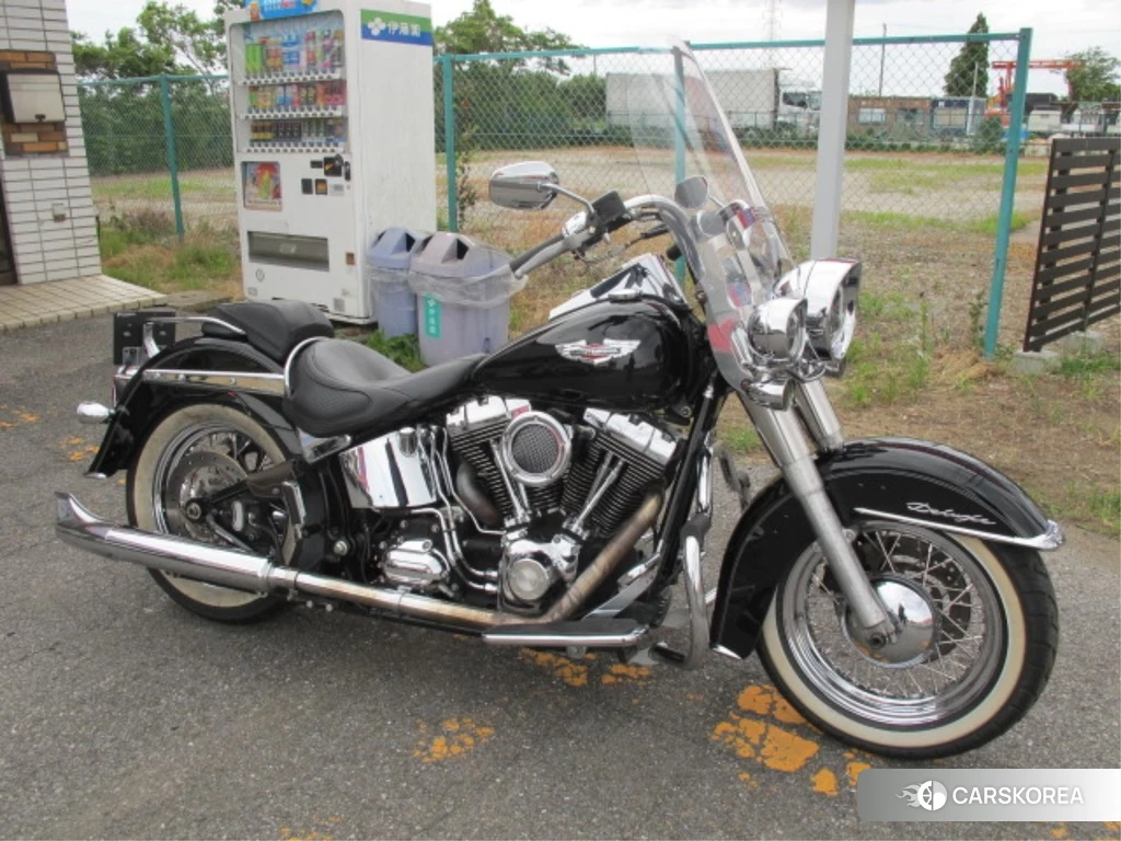Проданный Harley-Davidson Softail Deluxe FLSTN1580 2010 из Японии