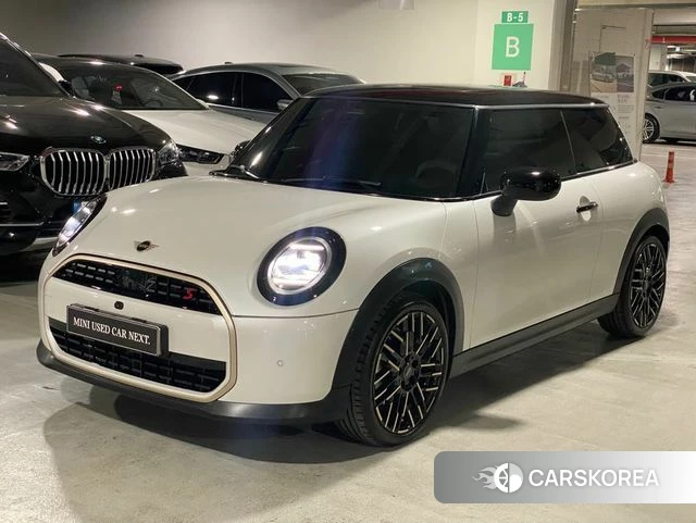 Mini Cooper S 4th Generation 2024 Белый из Кореи
