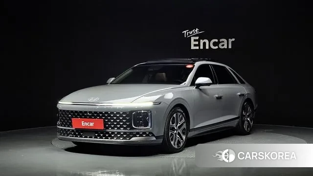 Hyundai Grandeur Hybrid (GN7) 2023 Светло-серебряный цвет из Кореи