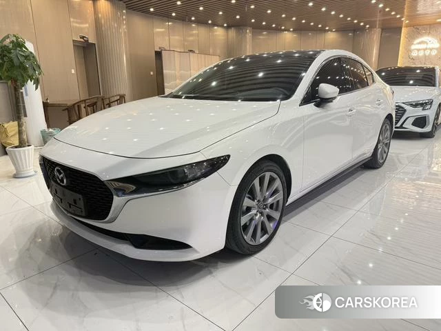 Mazda 3 Angkesaila 2021 Белый из Китая