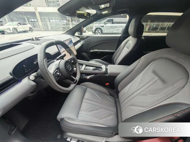 Extremely krypton ZEEKR 007GT 2025 Белый из Китая