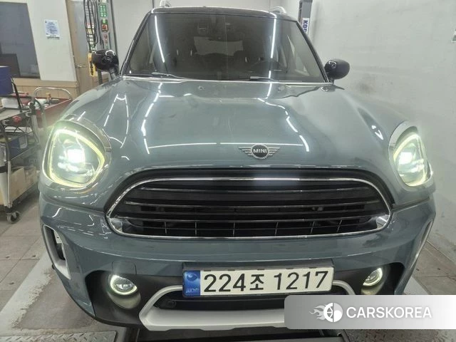 Mini Cooper Countryman 2022 Зеленый из Кореи
