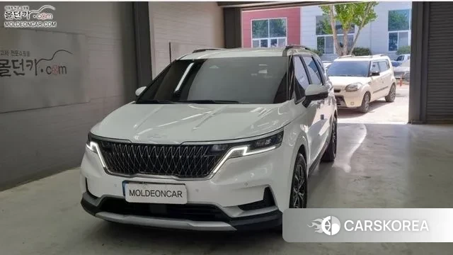 Kia Carnival 4th generation 2023 Белый из Кореи