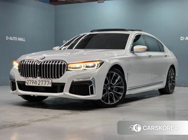 BMW 7 Series (G11) 2020 Белый из Кореи