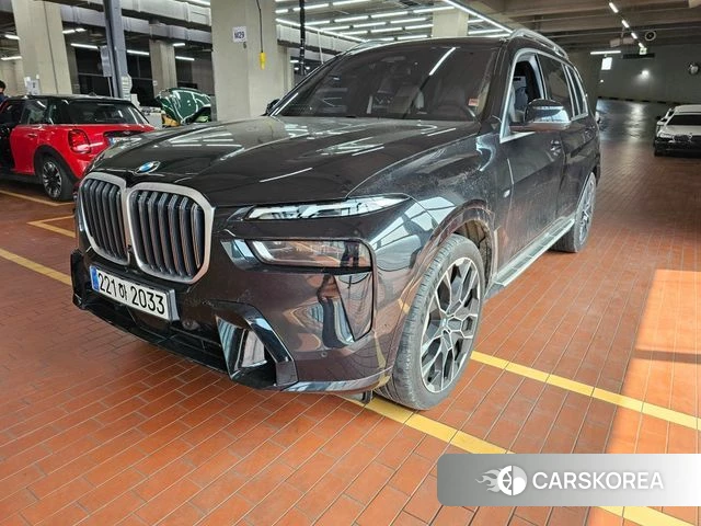 BMW X7 (G07) 2023 Черный из Кореи