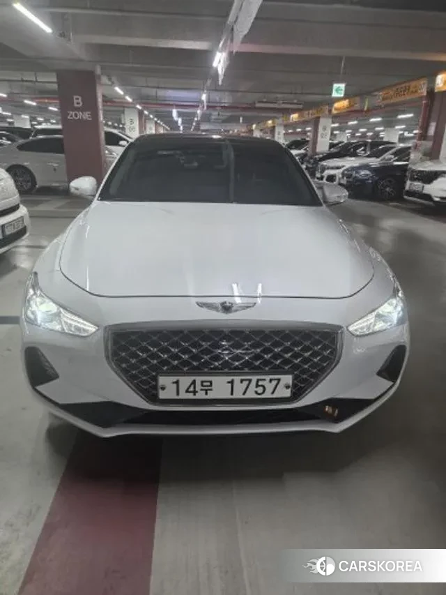 Genesis G70 2018 Белый из Кореи