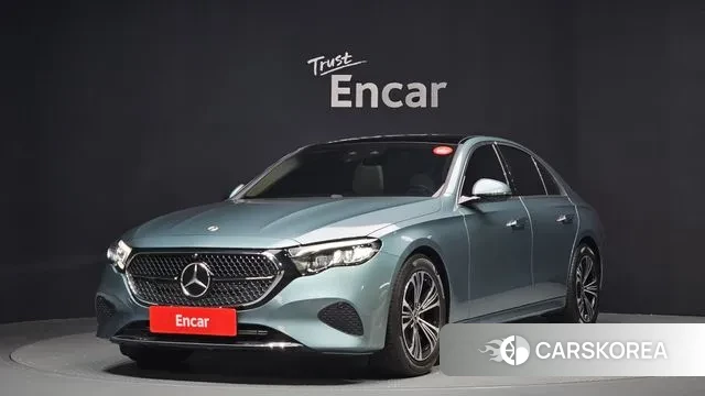 Mercedes-Benz E-Class W214 2025 Синий нефрит из Кореи