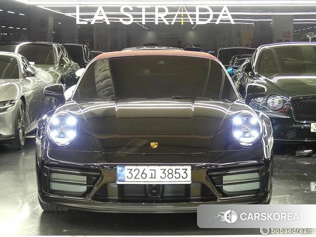 Porsche 911(992) 2023 Черный из Кореи
