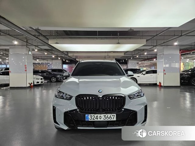 BMW X5 (G05) 2026 Небесно-голубой из Кореи