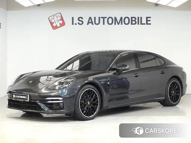 Porsche Panamera (971) 2023 Серый из Кореи