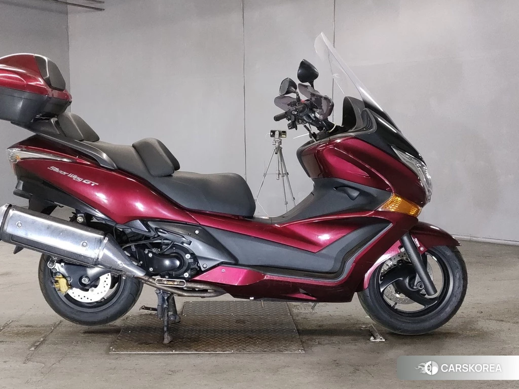 Проданный Honda SILVER WING 400 GT 2015 из Японии