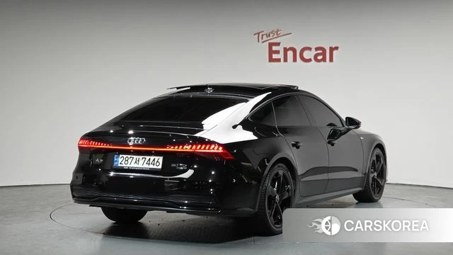 Audi A7 (4K) 2022 Черный из Кореи