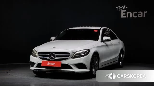 Mercedes-Benz C-Class W205 2020 Белый из Кореи