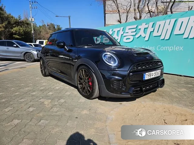Mini Cooper S 2019 Черный из Кореи