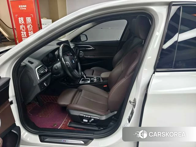 BMW 1 series 2023 Белый из Китая