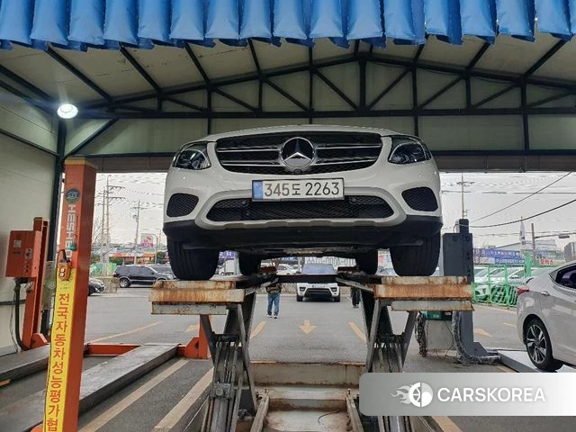 Mercedes-Benz GLC-Class X253 2018 Белый из Кореи