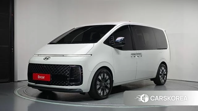 Hyundai Staria 2022 Белый из Кореи