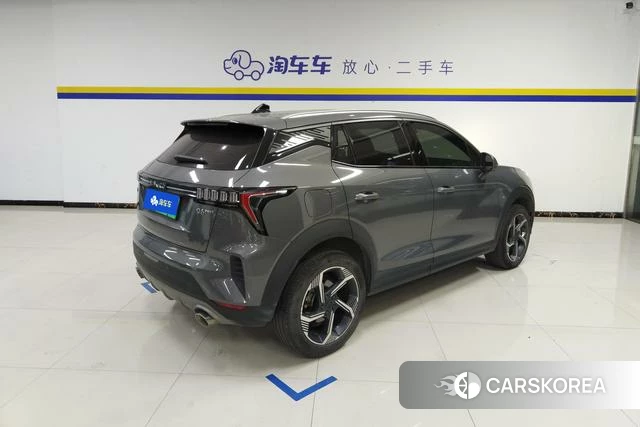 Lynk 06 EM-P 2022 Темно-серый из Китая