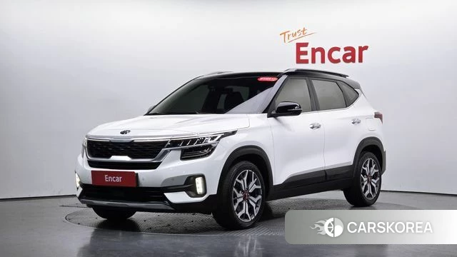 Kia Seltos 2020 Белый из Кореи