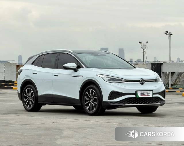 Volkswagen ID.4 X 2023 Белый из Китая