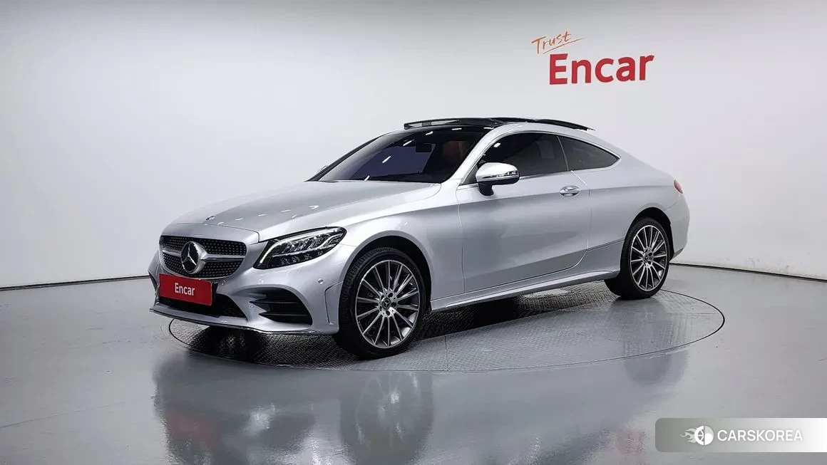 Mercedes-Benz C-Class W205 2019 Серебряный из Кореи