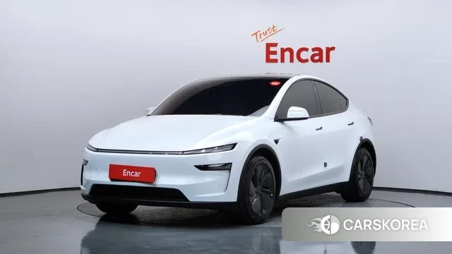 Tesla Model Y 2025 Белый из Кореи
