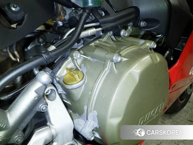 Engine photo