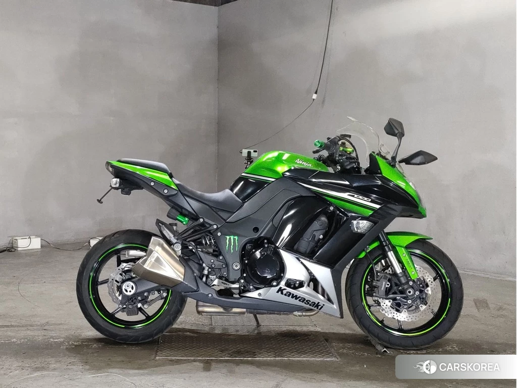 Проданный Kawasaki NINJA 1000 2015 из Японии