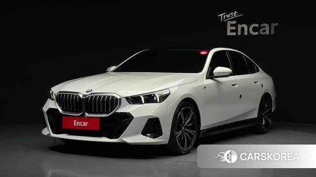 BMW 5 Series (G60) 2025 Белый из Кореи