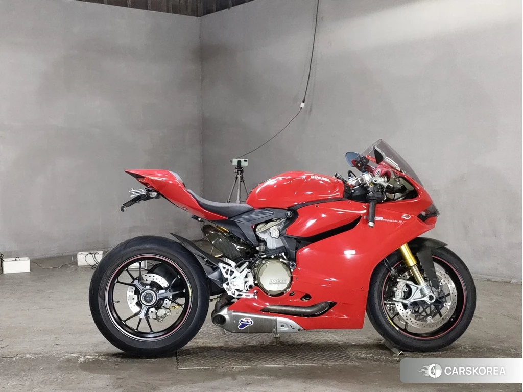 Проданный Ducati 1199 PANIGALE S 2013 из Японии