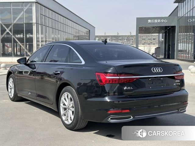 Audi A6L 2020 Черный из Китая